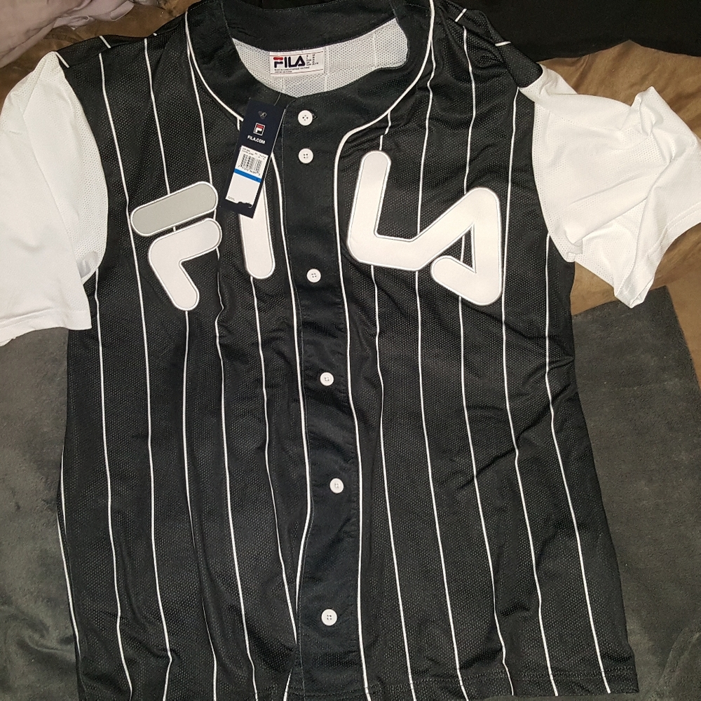 Fila Baseball Jersey (Size XL).